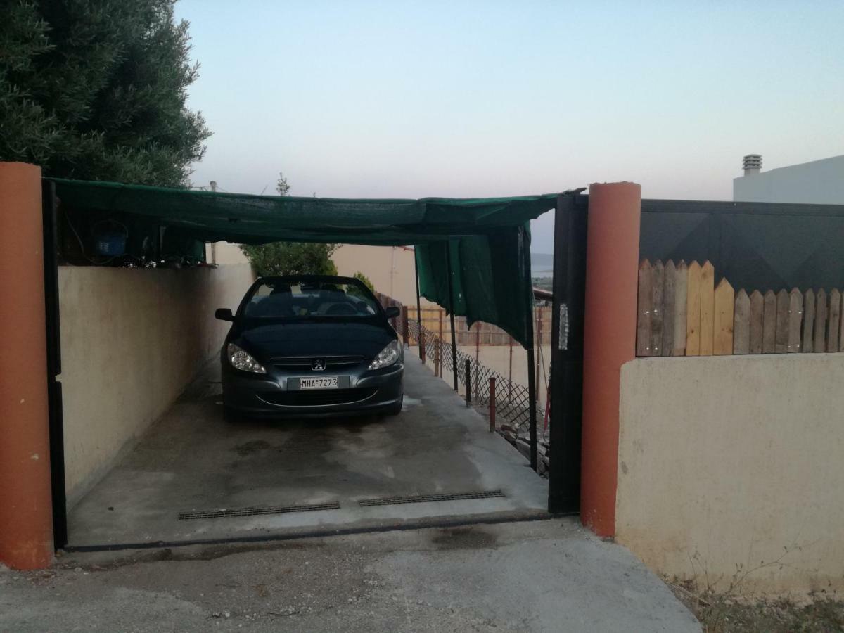 Relaxing Beautiful Holiday Home Lavrion Bagian luar foto