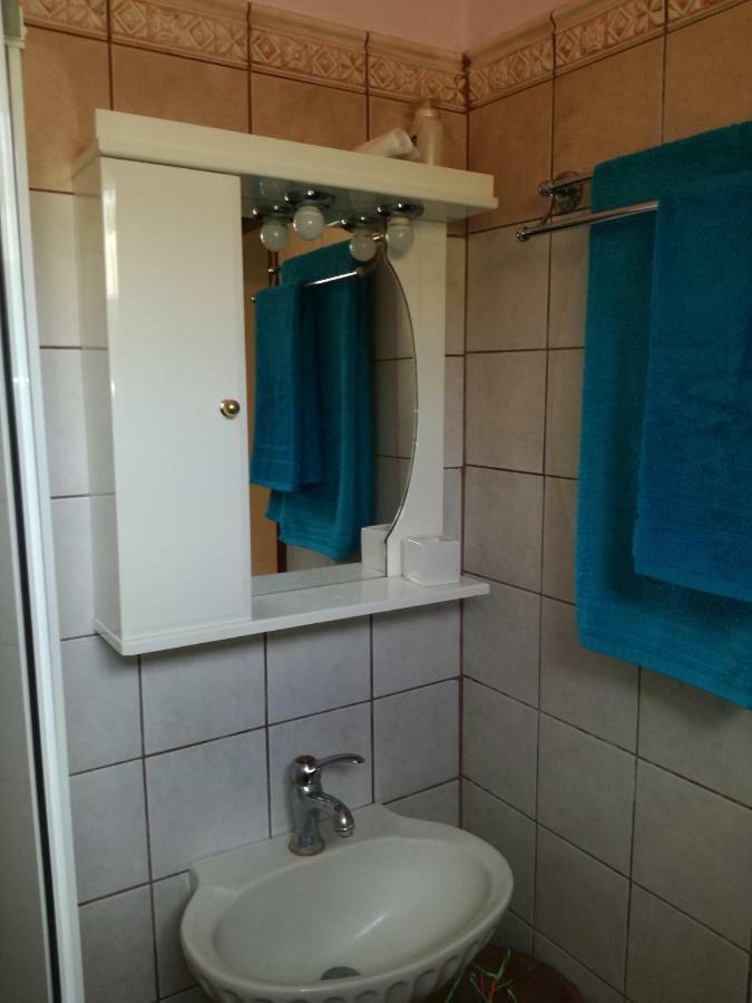 Relaxing Beautiful Holiday Home Lavrion Bagian luar foto